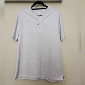 GAP Men's Short Sleeve Henley T-Shirt - LIGHT GRAY - MEDIUM **NEW